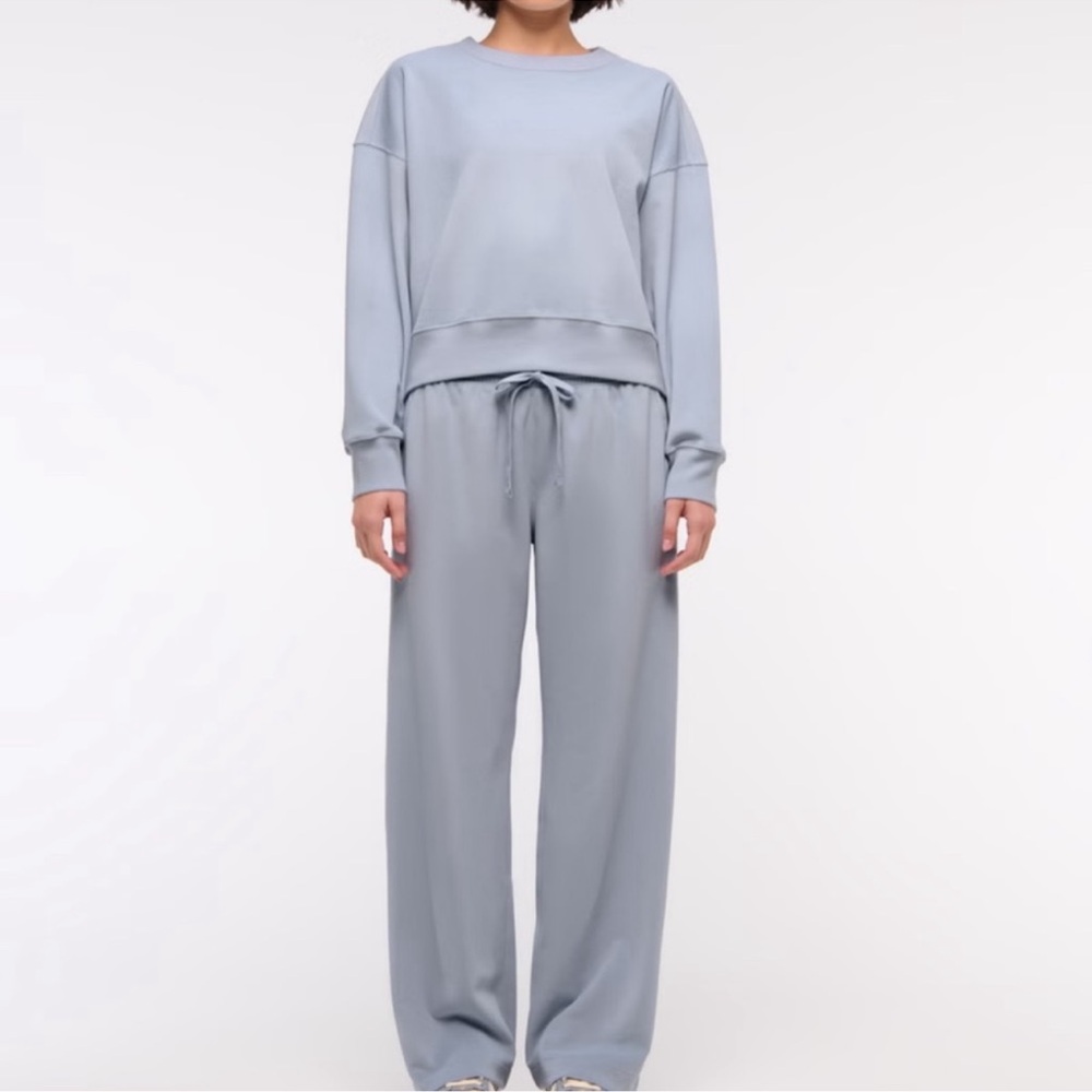 Abercrombie & Fitch Light Blue Activewear Set